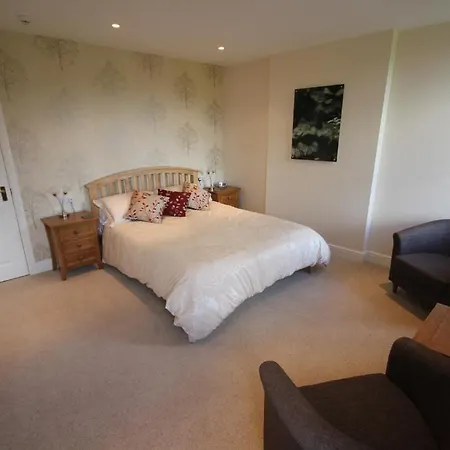 ゲストハウス West View 4*